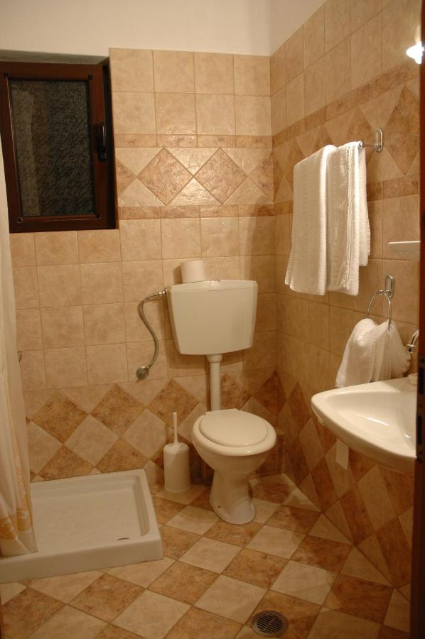 Aroanios Hotel Klitoría Habitación foto